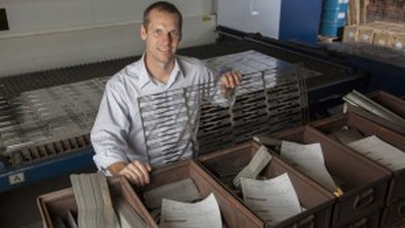 Modern heirlooms Brian Hayes skillfully combines tradition and advanced technology. Lamson & Goodnow knives are in great demand — heirloom pieces in the making.