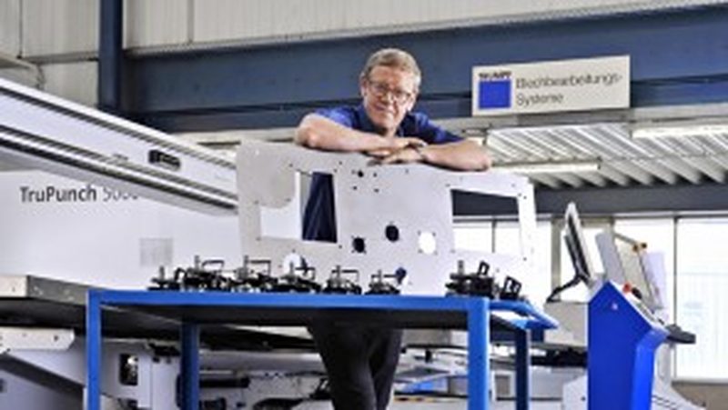 Compact powerhouse Intuitive controls, minimal space require[-]ments, and quick and simple installation are the distinguishing features of the new TruLaser 2030 fiber. The machine is standard equipment with the TruDisk 3001 with three kilowatt laser power. Its strength is found in sheet metal thicknesses up to twelve milli[-]meters, where it is highly productive.