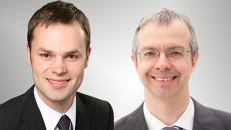 “We make Industry 4.0 easier to grasp” Since July 2015 TRUMPF is embarking on a five-year strategic joint venture with the Stuttgart-based Fraunhofer Institute for Manufacturing Engineering and Automation IPA. The aim of this long-term cooperation is to integrate current research findings from Industrie 4.0 into sheet metal processing. In our interview Ulrich Schneider from Fraunhofer IPA and Eberhard Wahl, who heads up product management for flexible sheet metal processing at TRUMPF, explain how they try to make Industry 4.0 easier to grasp by building up a sheet metal processing simulation.